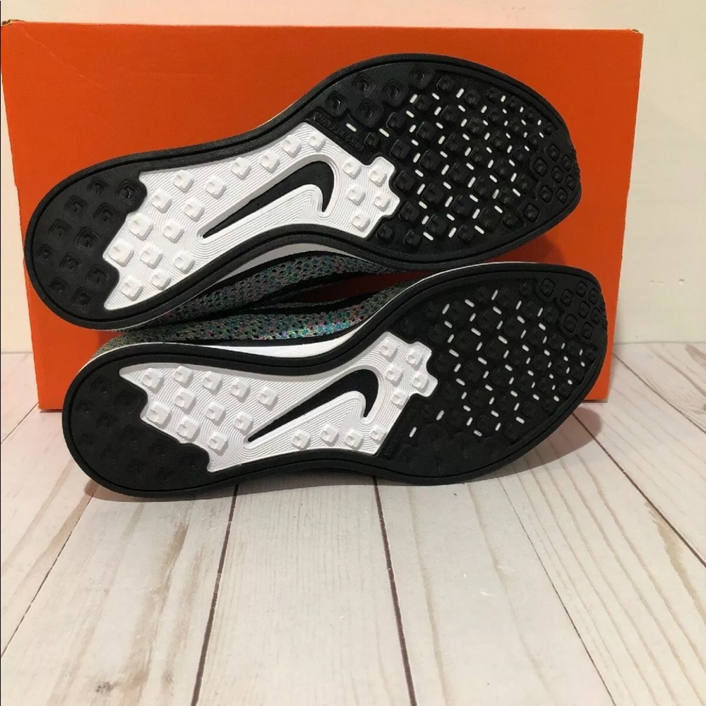 🔴SOLD🔴Nike Flyknit Racer Multi Color 2.0 Rainbow - Picture 5 of 8